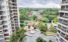 Dangabay In Countrygarden - Fantastic2 #Cowidea